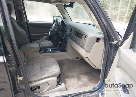 2006 Jeep Commander z USA, uszkodzony, nr VIN 1J8HH48N56C126051